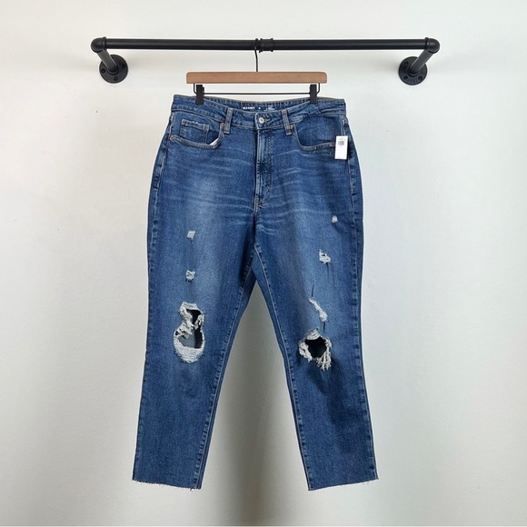 NWT Old Navy Curvy High Waisted OG Straight Leg Ripped Jeans - Picture 6 of 9